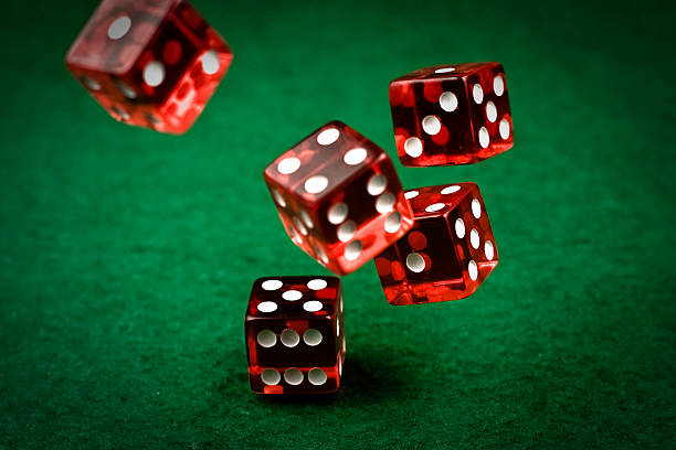 Live Baccarat dealer dealing cards on situs dultogel broadcast with multi-camera view